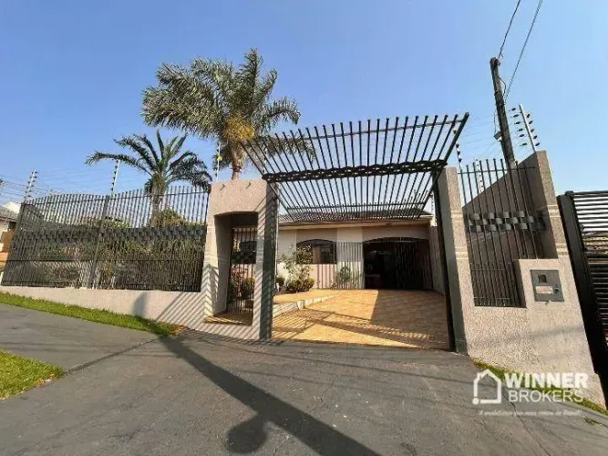 Casa com 2 dormitórios à venda, 80 m² por R$ 390.000,00 - Jardim Everest - Maringá/PR