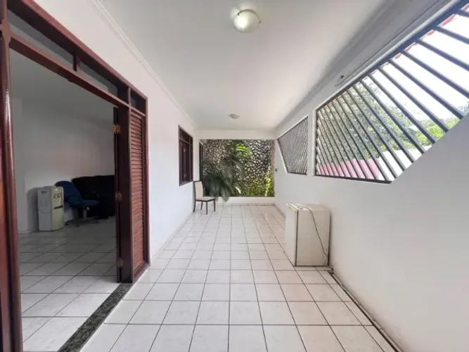 Vendo casa no COHASERMA, com 03 quartos, ampla área externa!