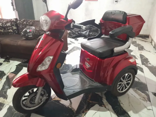 Triciclo Elétrico Plus Sousa Motos 600W 48V TRE48V - Vermelho - Bivolt