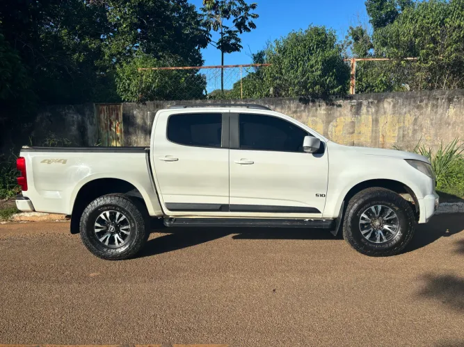 Chevrolet S10 Pick-up LT 2.8 TDI 4X4 CD Diesel AUT 2014