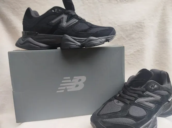 Tênis New balance 9060