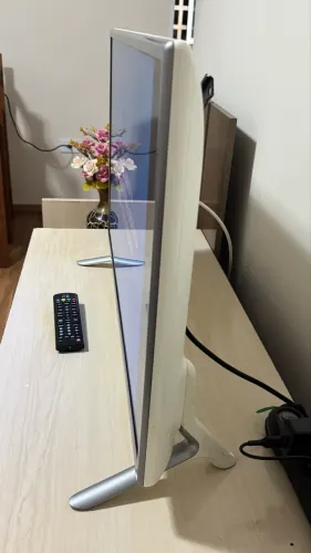 Televisão marca LG 32LB560B controle remoto