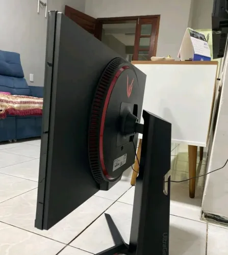 Monitor LG 144HZ 27"
