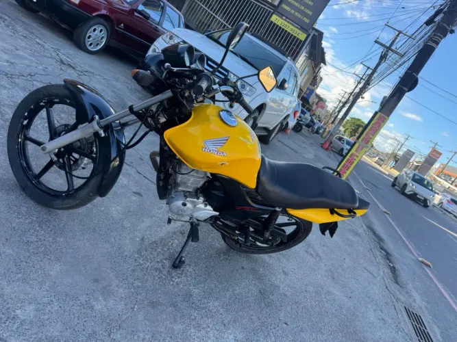 Honda cg fan 150 esd 2013 aceito troca financio