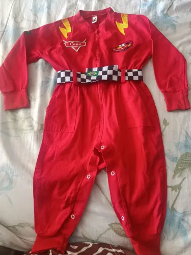 Macacão infantil 2 anos Carros