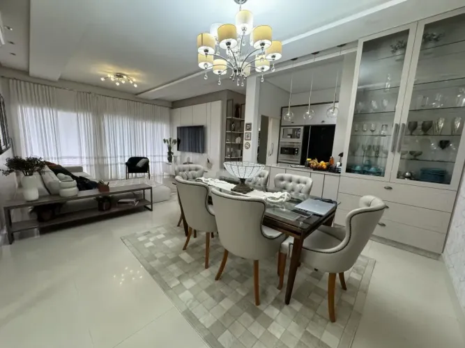 Linda Casa Mobiliada Condomínio Reserva Três Ribeirões