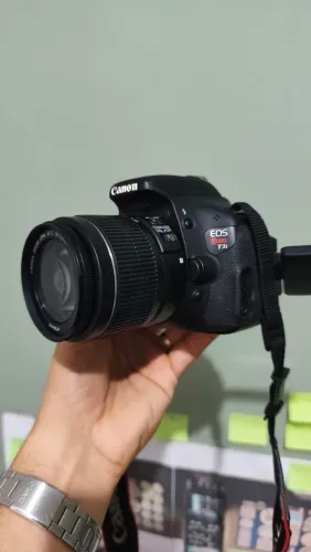 Câmera Canon T3I