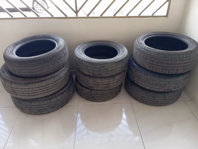 Pneu 225/60R18, 225/50R17, 215/60/R17 185/65R15