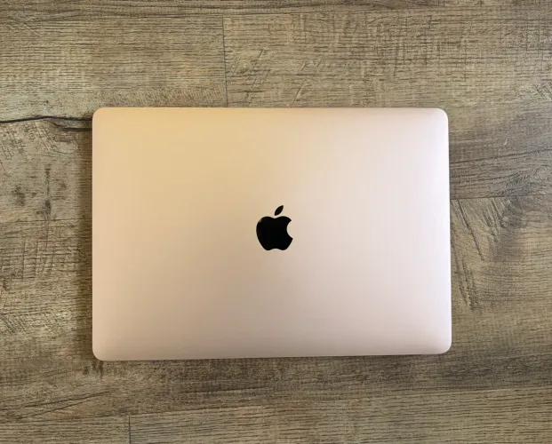 MacBook Air 2019 Rose Gold - impecável 