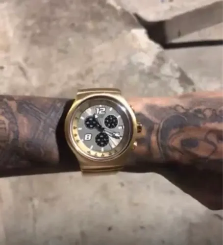 Swatch baratinho 1500 série ouro tem negociação chega pv