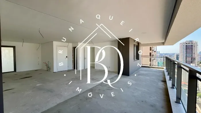 Apartamentos à venda no Campo Belo com 154 m², 3 suítes, 2 vagas e hall social privativo.