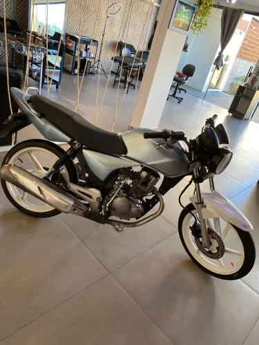 Titan 150