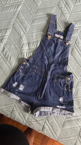 Jardineira Jeans