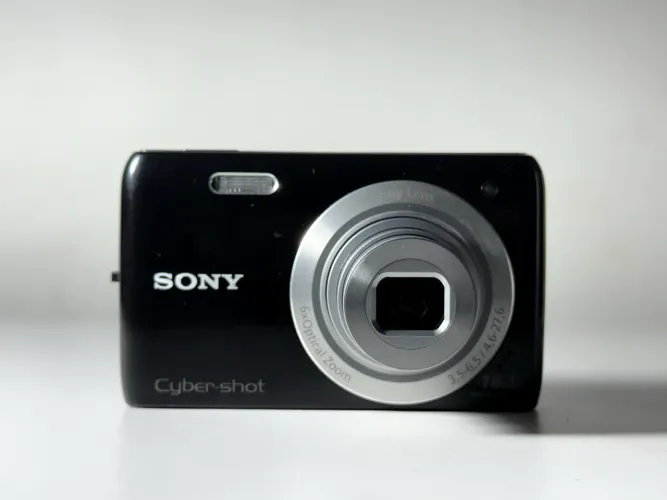 Câmera fotográfica SONY CYBERSHOT DSC-W670 - 16.1MP 