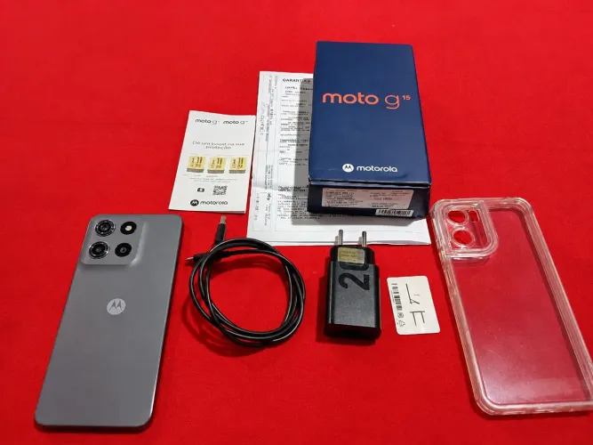 MOTOROLA G15 256GB NA CAIXA