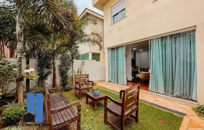 Casa em Condomínio para Venda em Cotia, Jardim Ipes, 3 dormitórios, 1 suíte, 3 banheiros,