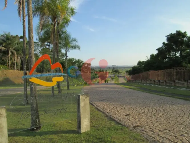 Venda - Terreno - Condomínio - Espelho D`Água