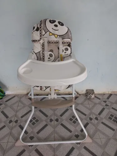 Cadeirinha de alimentação