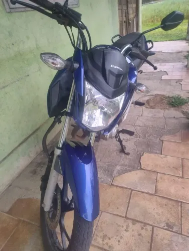 Vendo cg fan 160- 2022. Moto com as revisões feitas na concessionária.