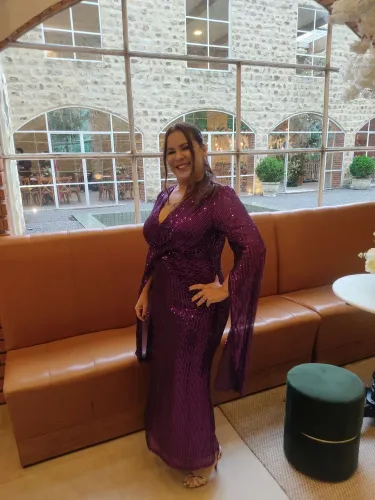 Vestido longo de casamento em paetê