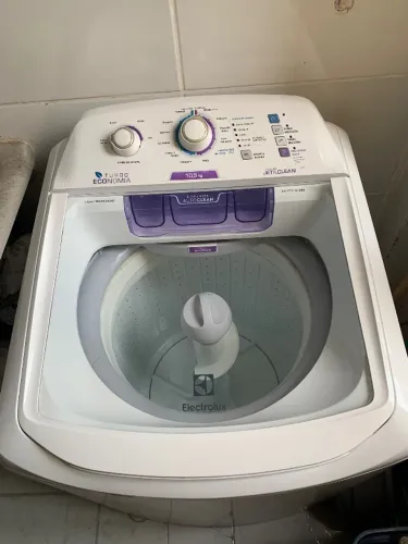 Máquina de lavar Electrolux 10,5 kg
