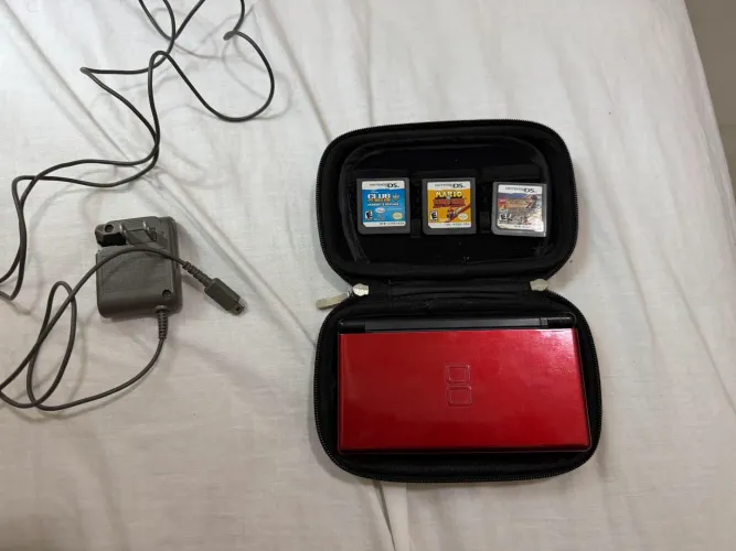 Nintendo DS Lite