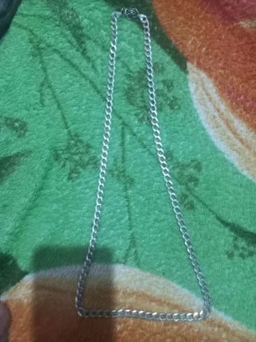 CORRENTE DE PRATA 10MM POR 80CM PESANDO 50 GRAMAS..500 REAIS PRA SAIR LOGO