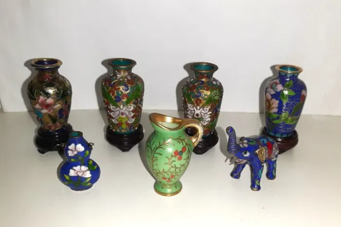 Coleção de Mini vasos e enfeites cloisonné