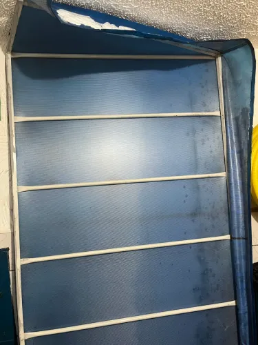Toldo é porta de aço