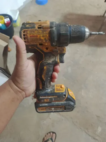 Furadeira eletrica 