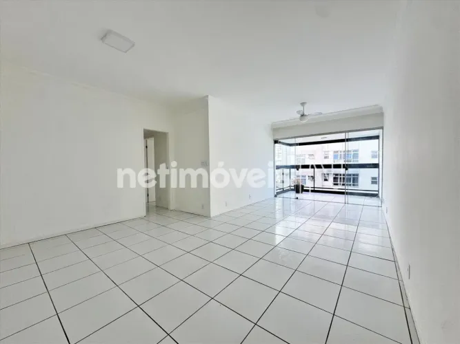 AMPLO APARTAMENTO 03 QUARTOS COM ACESO AO CLUBE B DO BAIRRO MATA DA PRAIA