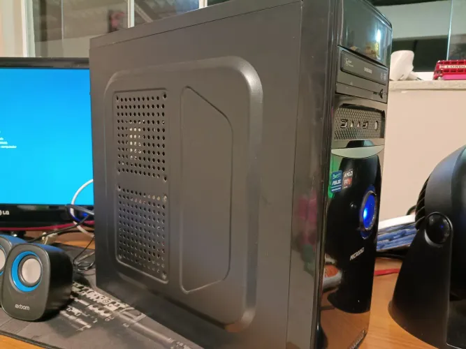 DESKTOP AMD , sem memória e sem hd