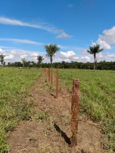 Fazenda/Sítio/Chácara para venda possui 643000 metros quadrados com 2 quartos