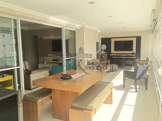 Oportunidade - Apartamento - Vila Ema - Residencial Grand Club - 4 Dormitórios - 182m².