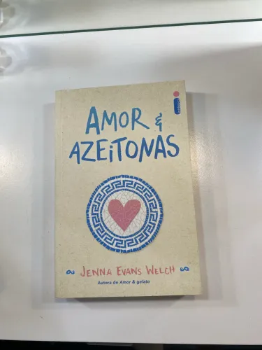 Livro Amor & Azeitonas - Jenna Evans Welch