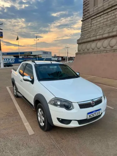 Fiat Strada Trekking 1.6 16V Flex CD 2014