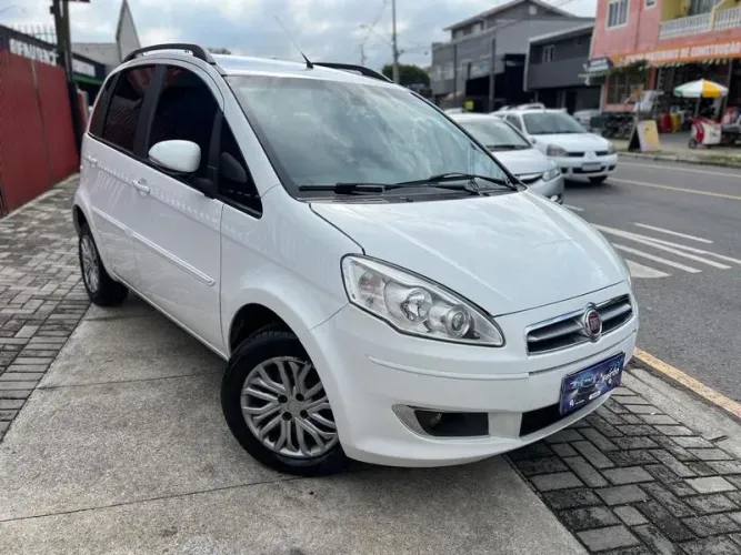 Fiat Idea Attractive 1.4 Fire Flex 8V 5P 2014