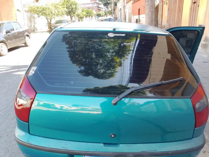 Fiat Palio ED 1.0 MPI 2P E 4P 1998