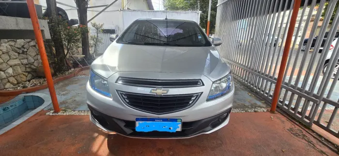 Chevrolet Onix Hatch LTZ 1.4 8V Flex Power Mec. 4P 2014