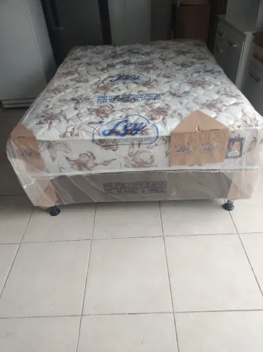 Cama uni box