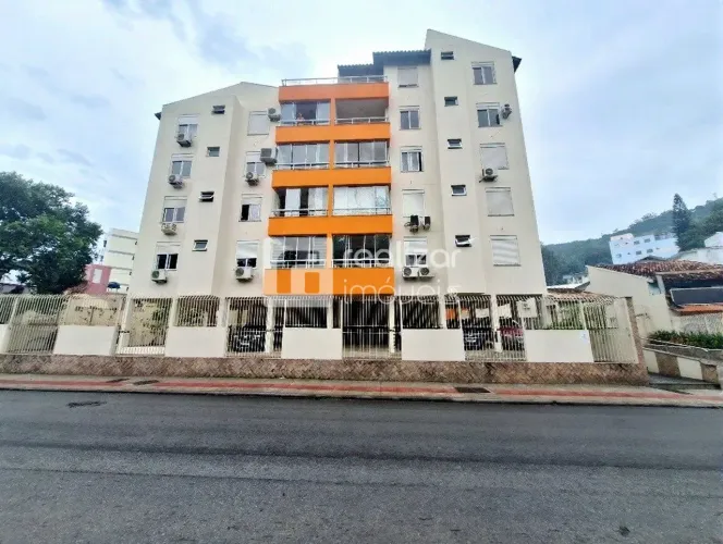 Apartamento 3 quartos no bairro Pantanal - Florianópolis.