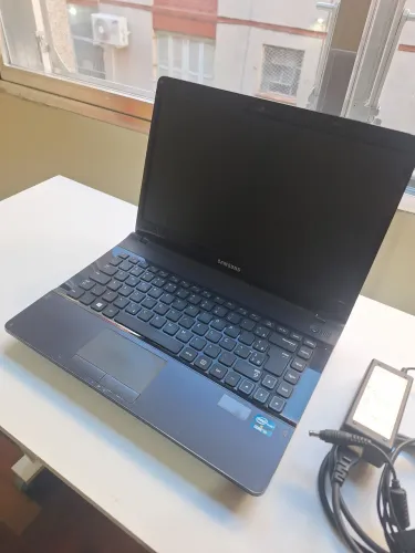 Notebook Samsung i5 3210m