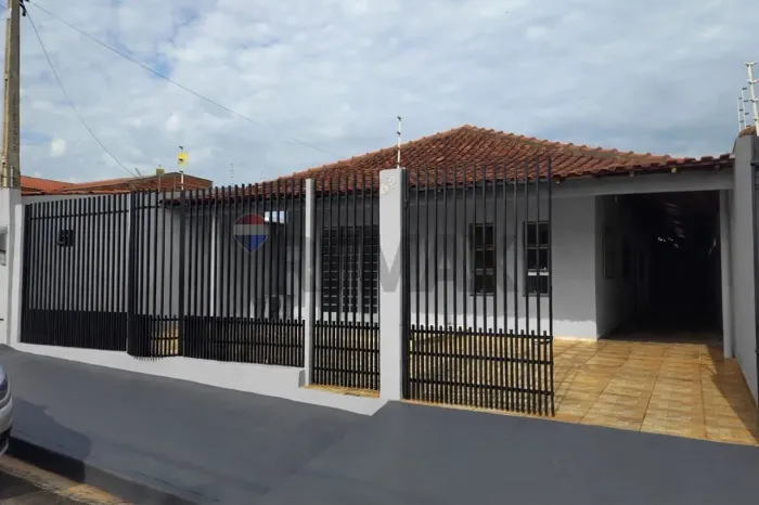 Oportunidade: Casa 3Q no Jardim do Lago!