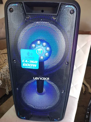 Caixa de Som Amplificada Lenoxx CA-360 600W RMS