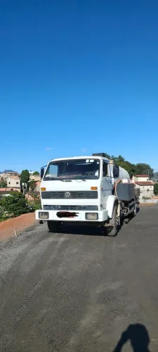 Caminhão pipa VW 12140H