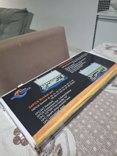 Vendo caixa de ferramentas 24 pcs nova chave catraca extremamente reforçada acompanha alo