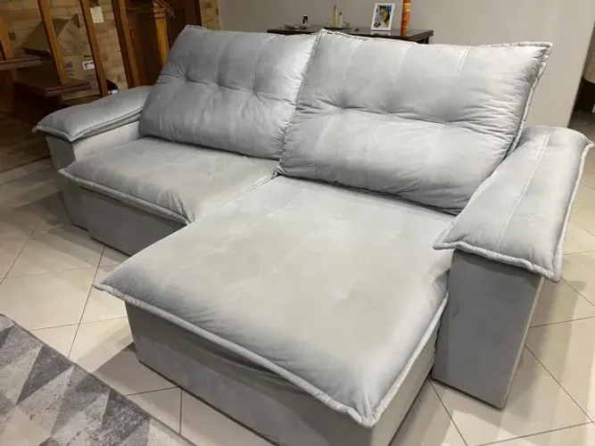 Sofá Retrátil Reclinável Seminovo (1 ano de uso)