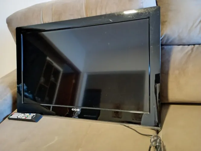 Vende se tv CCE 32 polegadas ,Anápolis