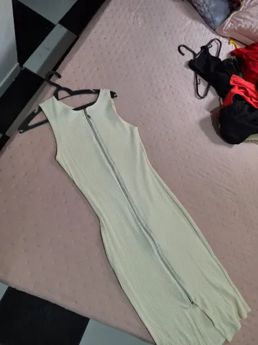 Roupa nova ou seminova