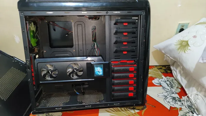 Gabinete Full Tower 